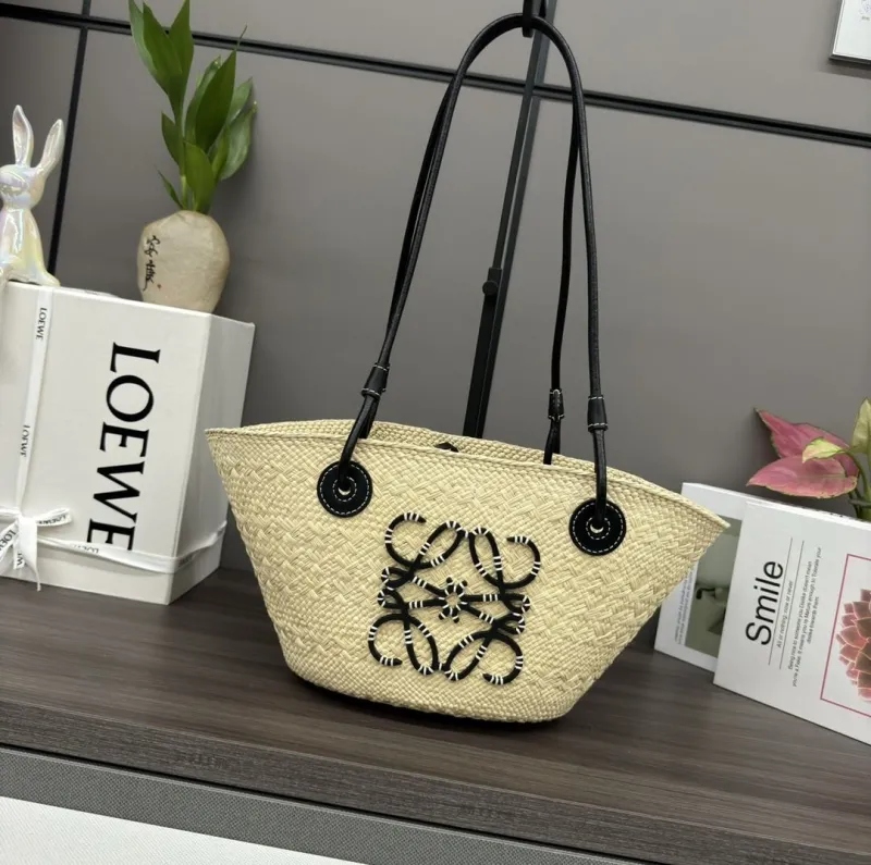 LOEWE Beige Straw Tote Bag 241