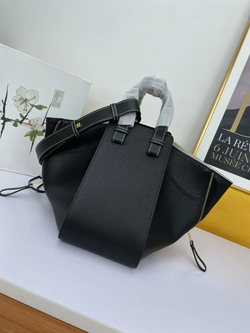 Alternative view of Loewe Shopping Bags-273
