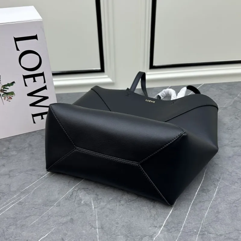 LOEWE Black Leather Tote Bag 260033 - Image 5