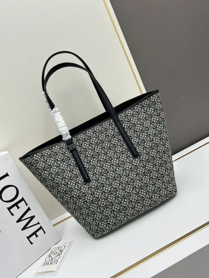 LOEWE Gray Anagram Tote Bag S052219 - Image 3