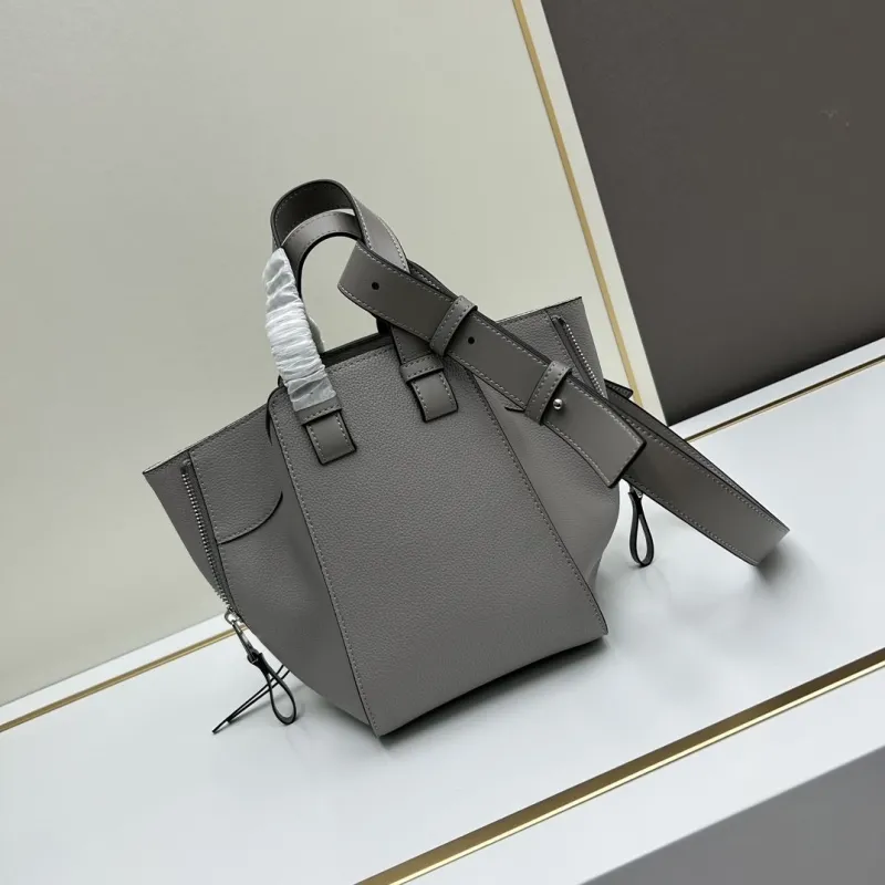 Alternative view of Loewe Shopping Bags-327