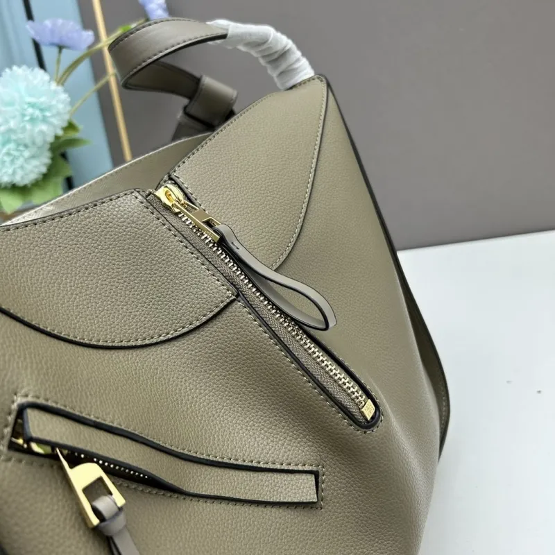 Loewe Taupe Leather Tote Bag 330 - Image 6