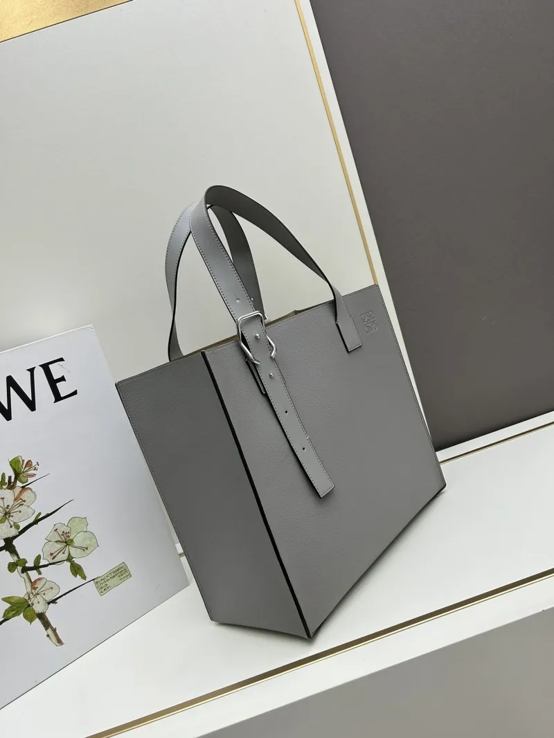 Alternative view of Loewe Gray Leather Tote Bag S10955