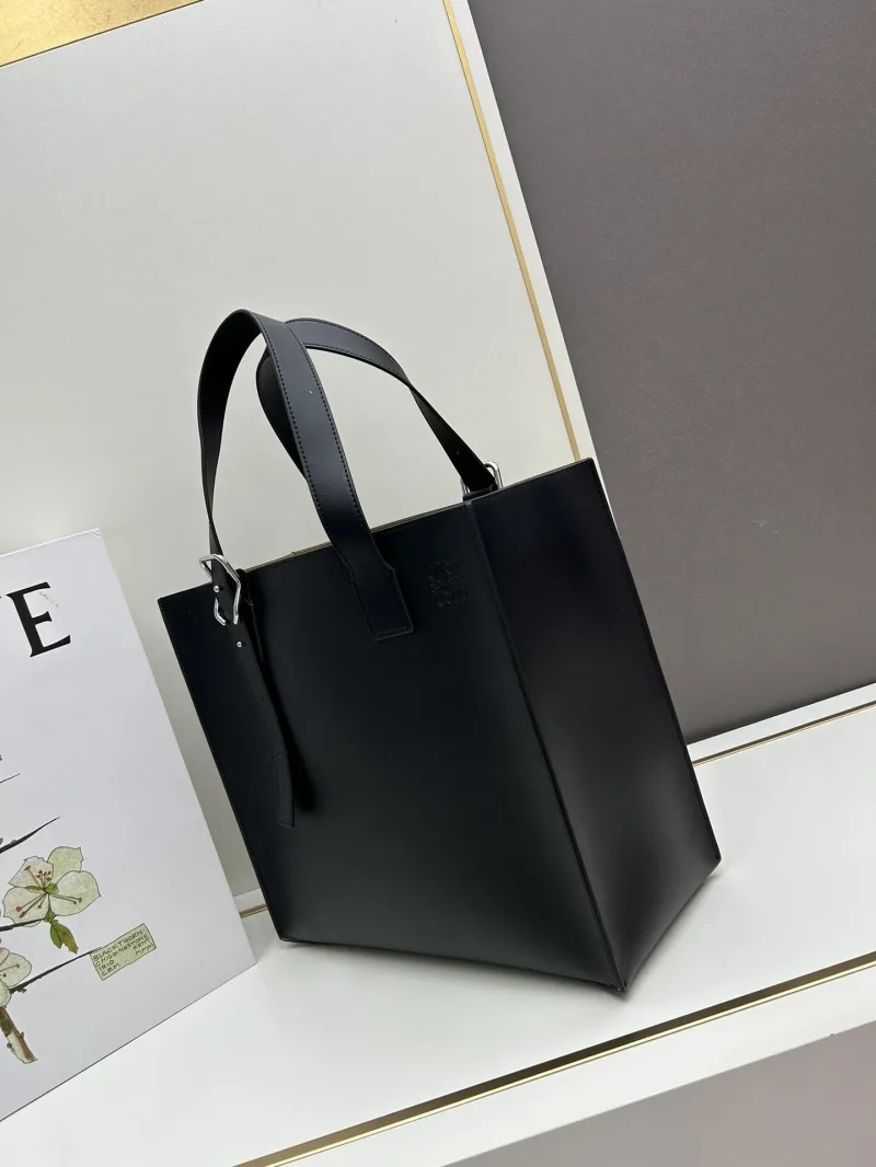 Alternative view of Loewe Black Leather Tote Bag S10955