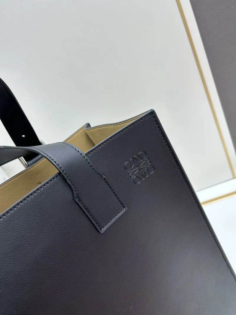 Loewe Black Leather Tote Bag S10955 - Image 4