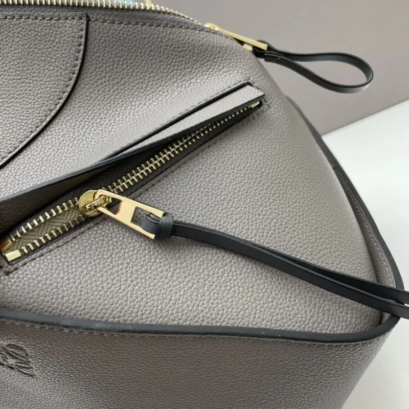 Loewe Gray Leather Shopping Bag 378 - Image 4