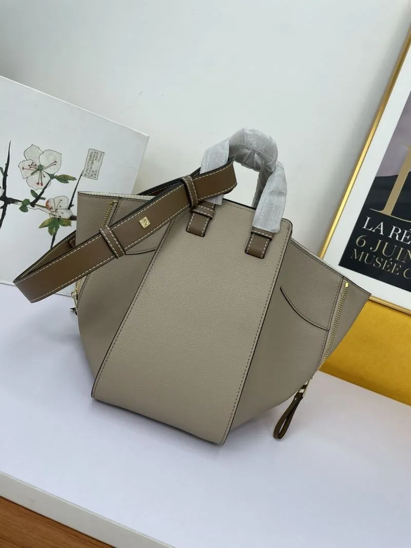 Alternative view of Loewe Shopping Bags-380