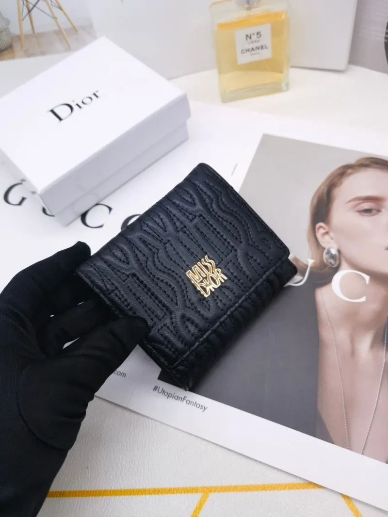 Loewe Wallets-5 - Image 4