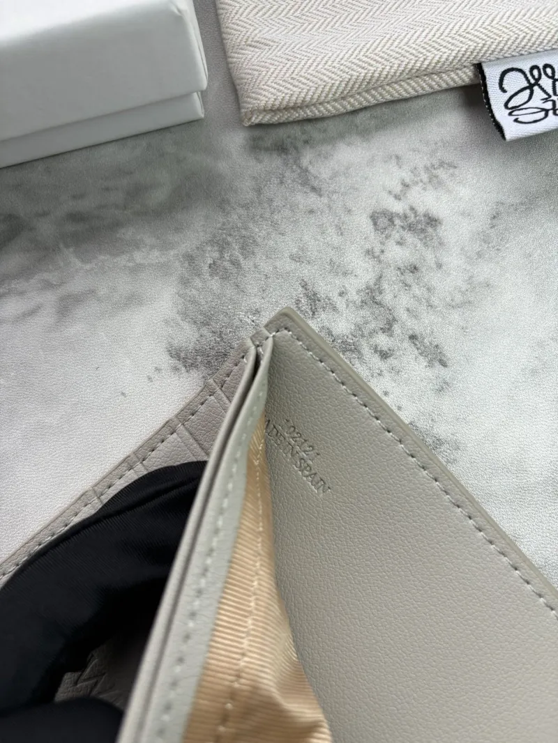Loewe Wallets-45 - Image 8