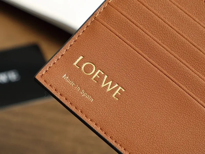 Loewe Wallets-59 - Image 8