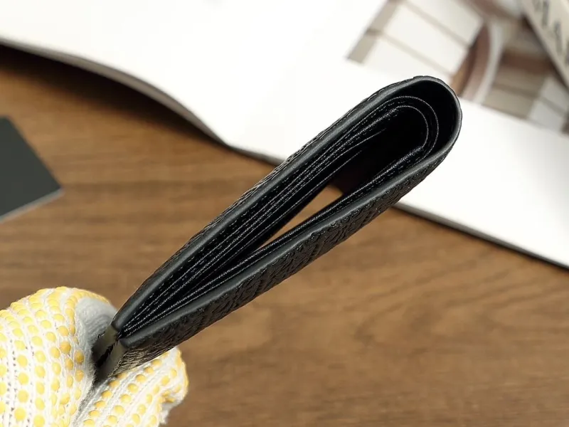 Loewe Wallets-60 - Image 3