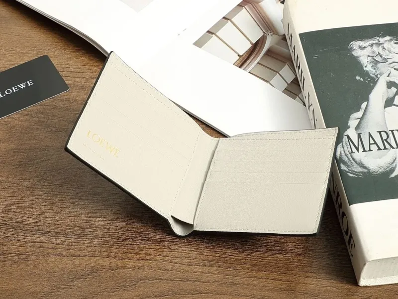 Loewe Wallets-61 - Image 3