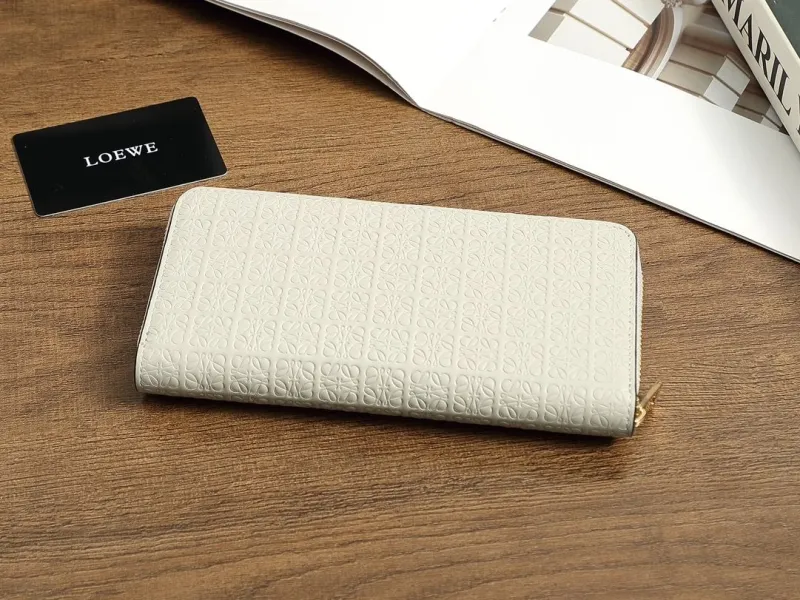 Alternative view of Loewe Wallets-64