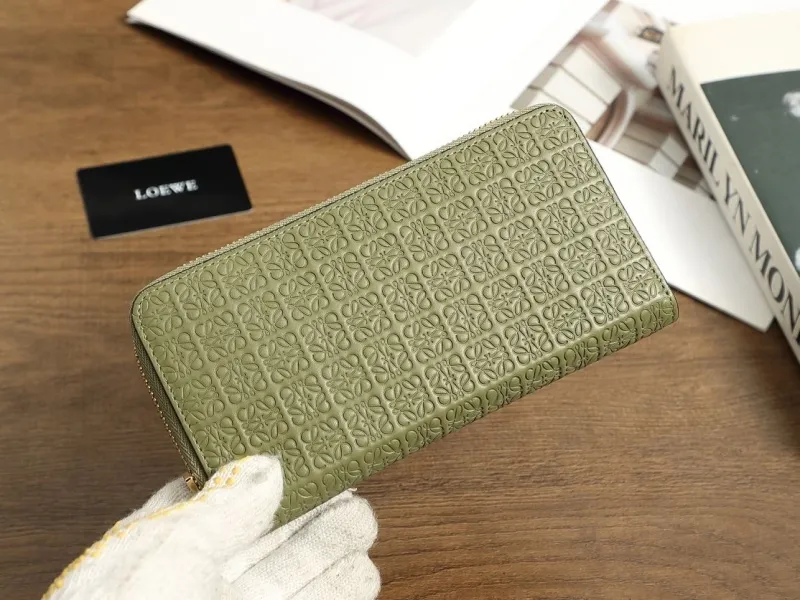 Loewe Wallets-65 - Image 3