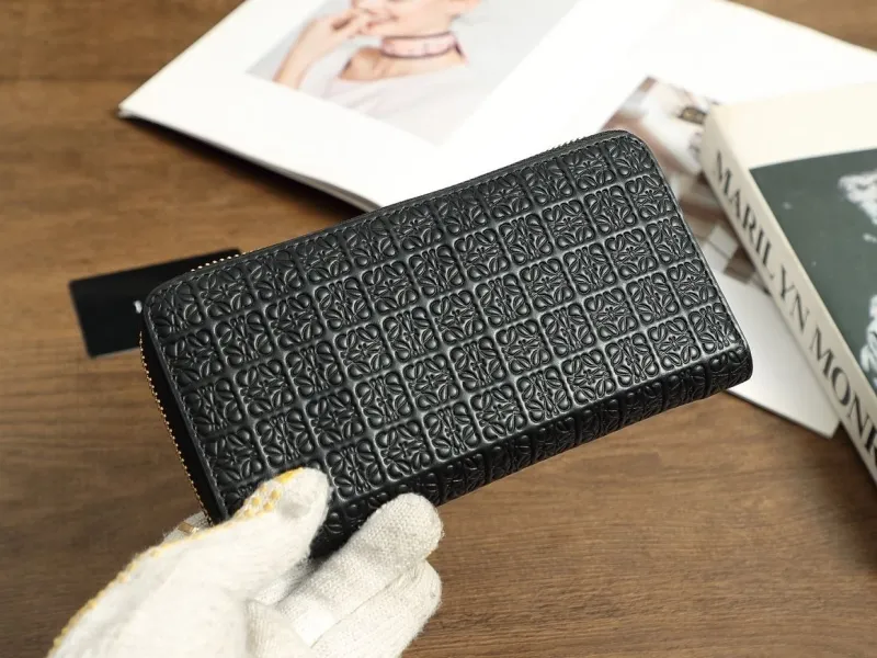 Loewe Wallets-67 - Image 3