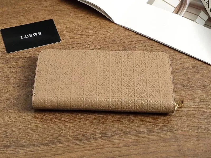 Alternative view of Loewe Wallets-68