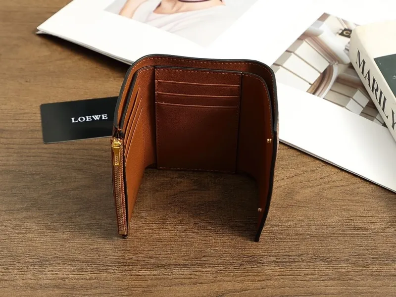 Loewe Wallets-72 - Image 6