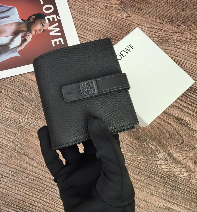 Loewe Wallets-76 - Image 8