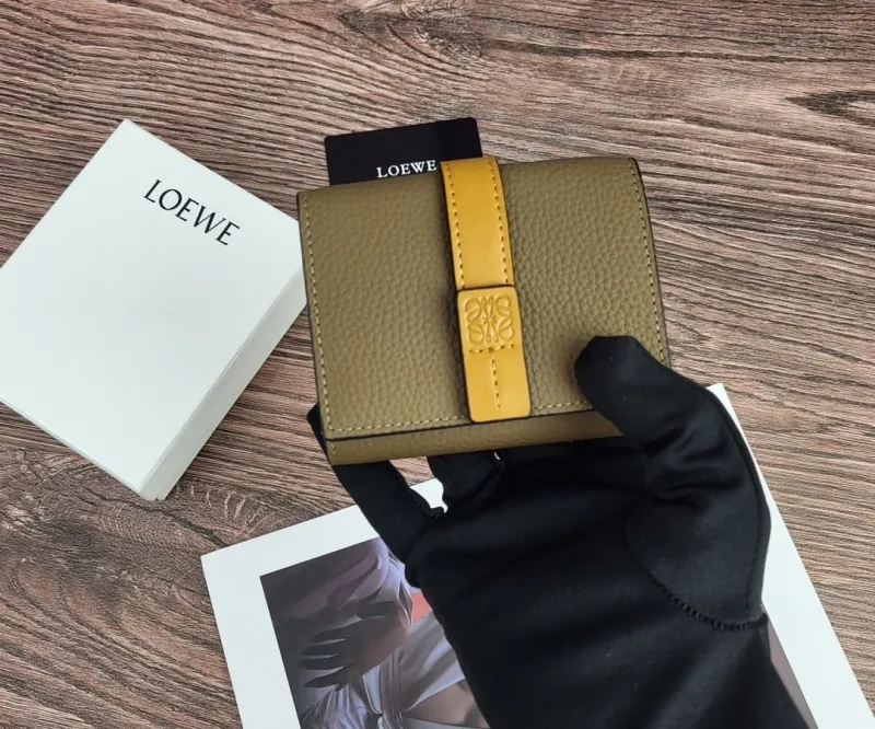 Loewe Wallets-81 - Image 3