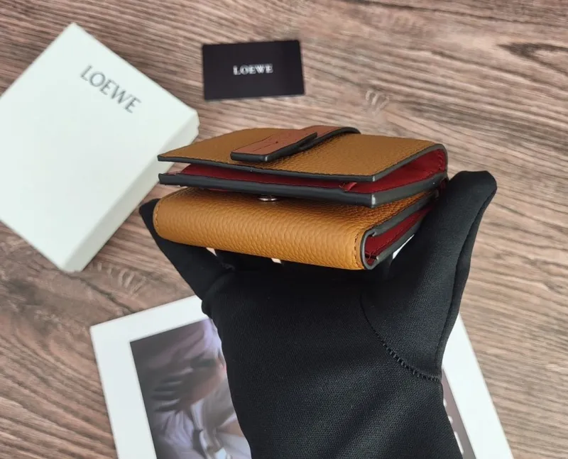Loewe Wallets-82 - Image 5