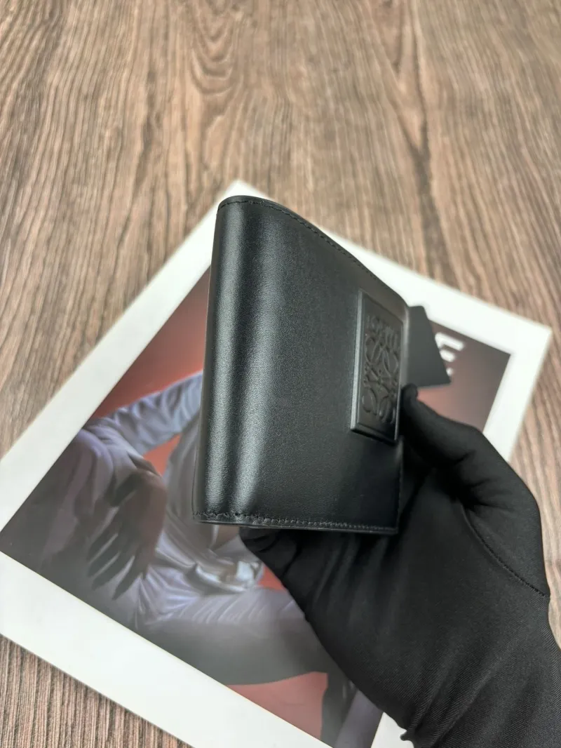 Alternative view of Loewe Wallets-110