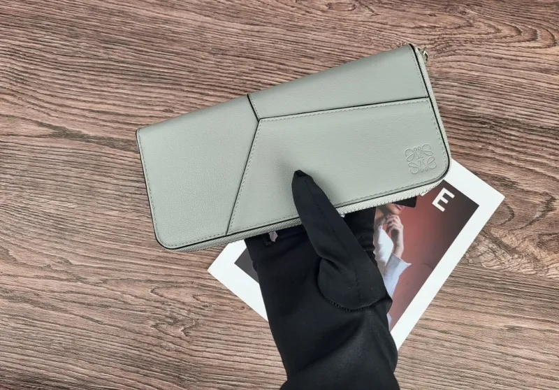 LOEWE Light Gray Zip Around Wallet 133 - Image 3