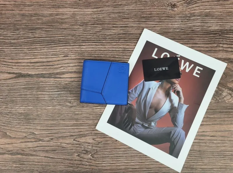 LOEWE Blue Bifold Leather Wallet 137