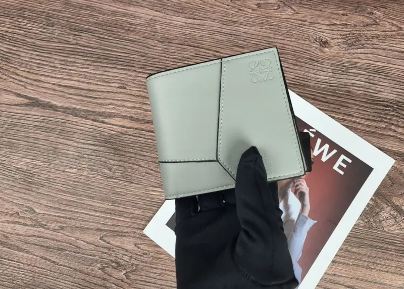 LOEWE Light Gray Leather Bifold Wallet - Image 3