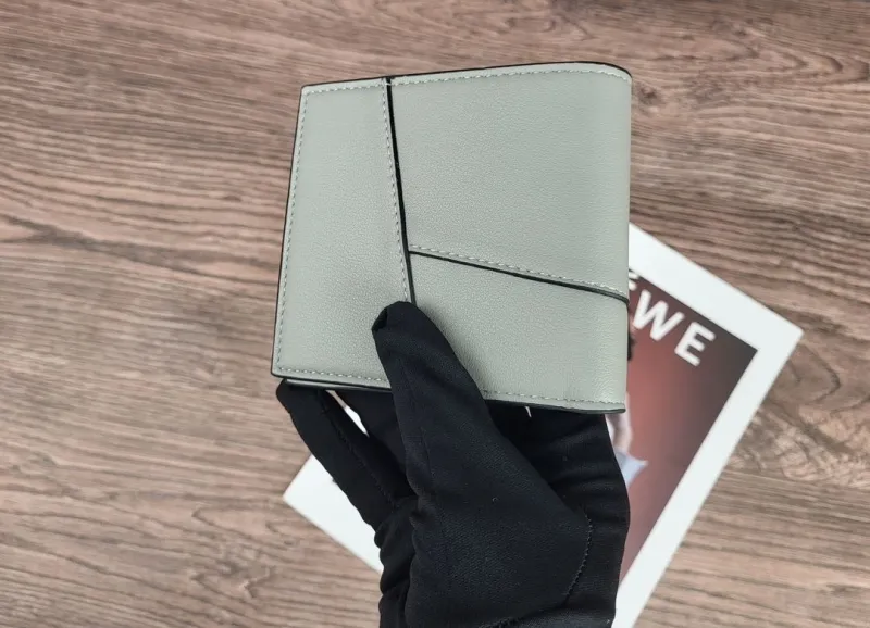 LOEWE Light Gray Leather Bifold Wallet - Image 5