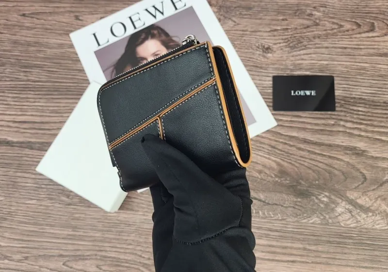 Loewe Wallets-146 - Image 4