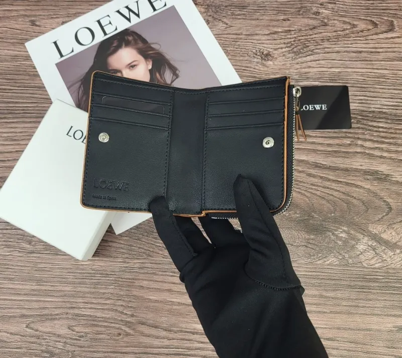 Loewe Wallets-146 - Image 5
