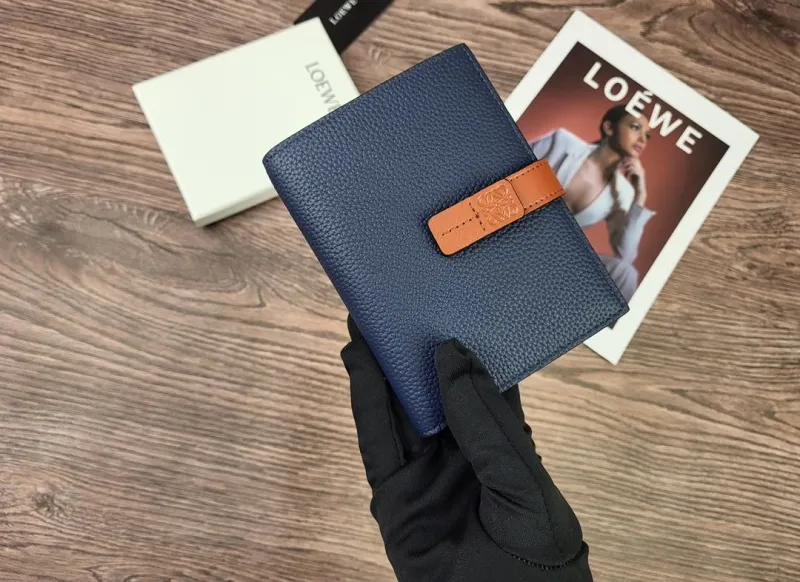 Loewe Wallets-161 - Image 3