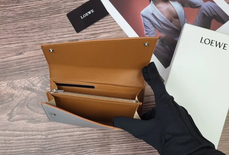 LOEWE 165 Light Gray White Long Wallet - Image 7