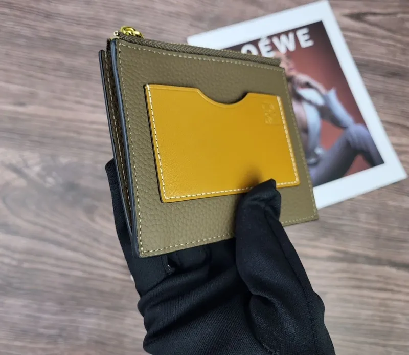 Loewe Wallets-166 - Image 4