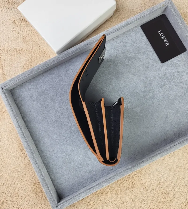 Loewe Black Leather Bifold Wallet 205 - Image 4