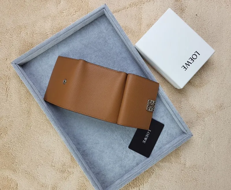 LOEWE Brown Leather Trifold Wallet 206 - Image 5