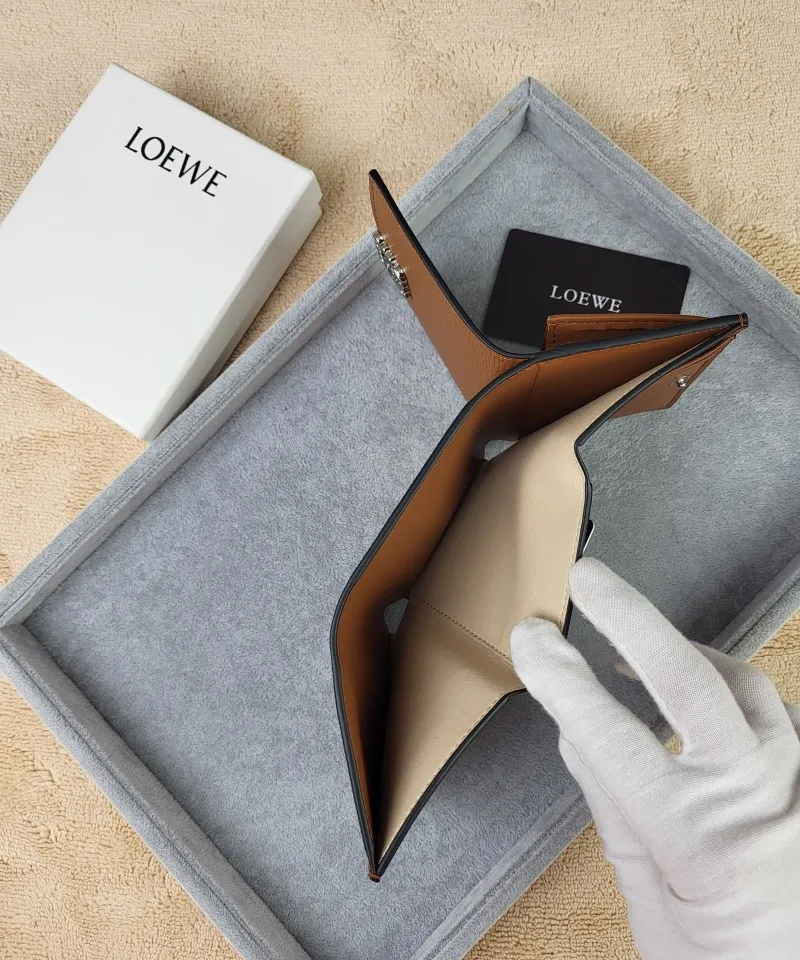 LOEWE Brown Leather Trifold Wallet 206 - Image 7