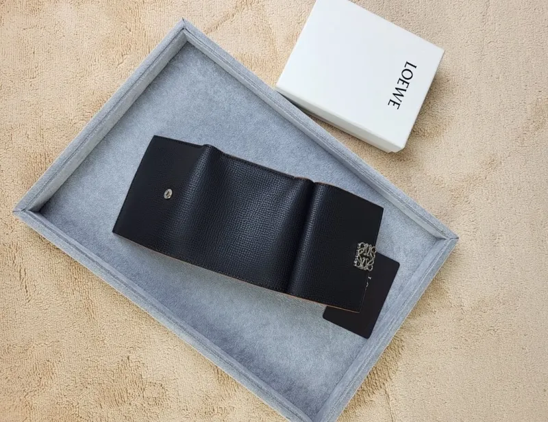 LOEWE Black Leather Trifold Wallet 207 - Image 6