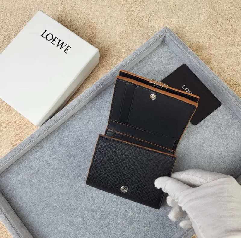 LOEWE Black Leather Trifold Wallet 207 - Image 9