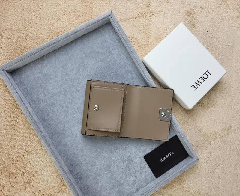 LOEWE Taupe Leather Bifold Wallet 209 - Image 3