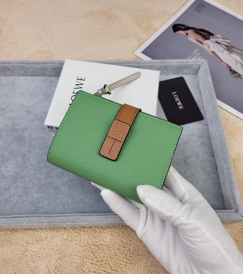 LOEWE Green Leather Zip Wallet 218 - Image 5