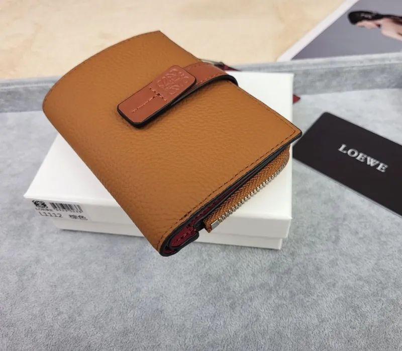 LOEWE Brown Leather Compact Wallet - Image 4