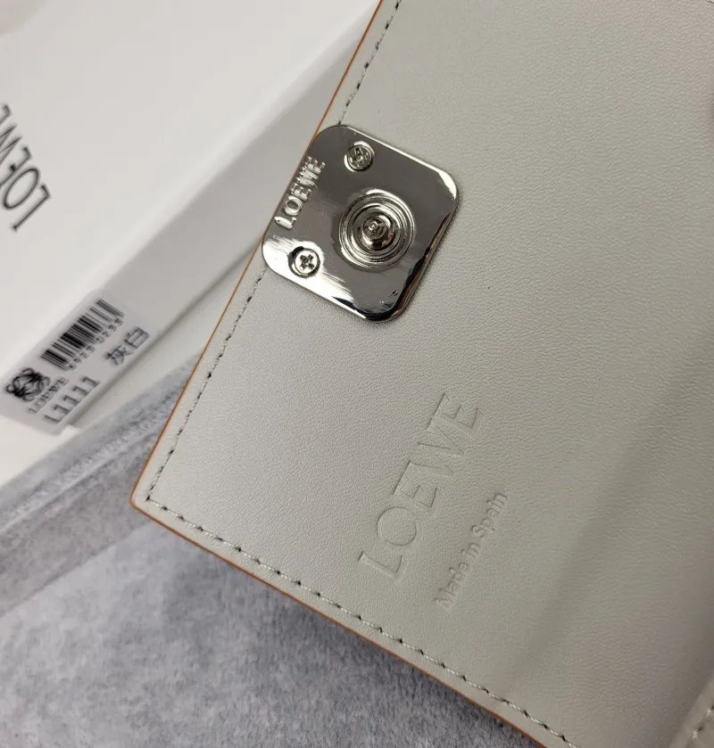 LOEWE L1111 Gray White Leather Wallet - Image 7