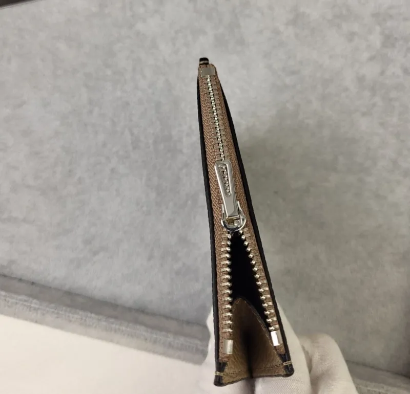 LOEWE L1109 Taupe Zip Card Holder - Image 6