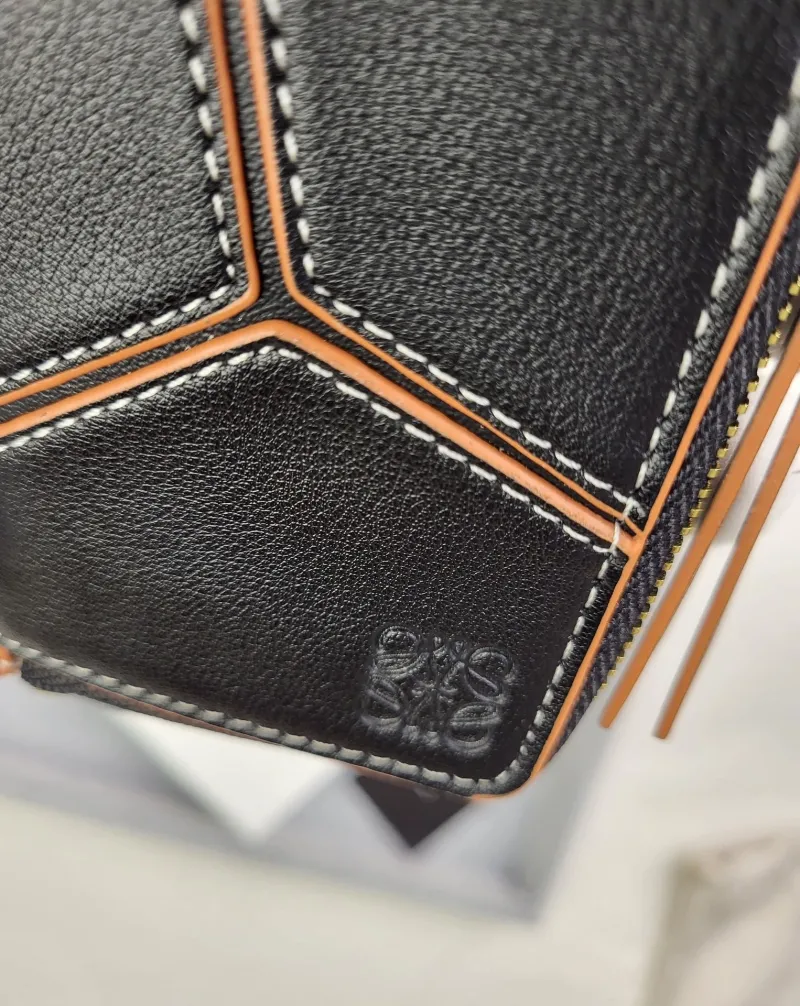 Loewe Wallets-234 - Image 6