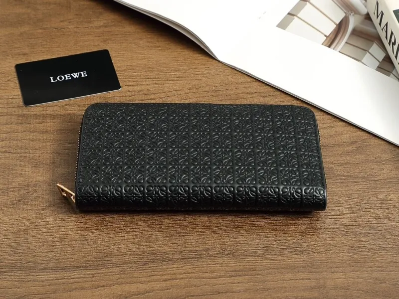 Loewe Wallets-268