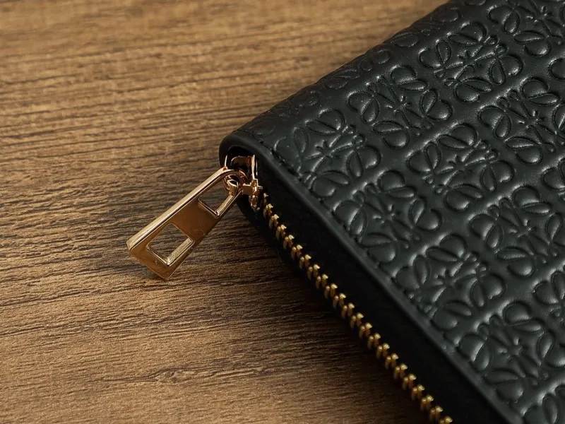 Loewe Wallets-268 - Image 4
