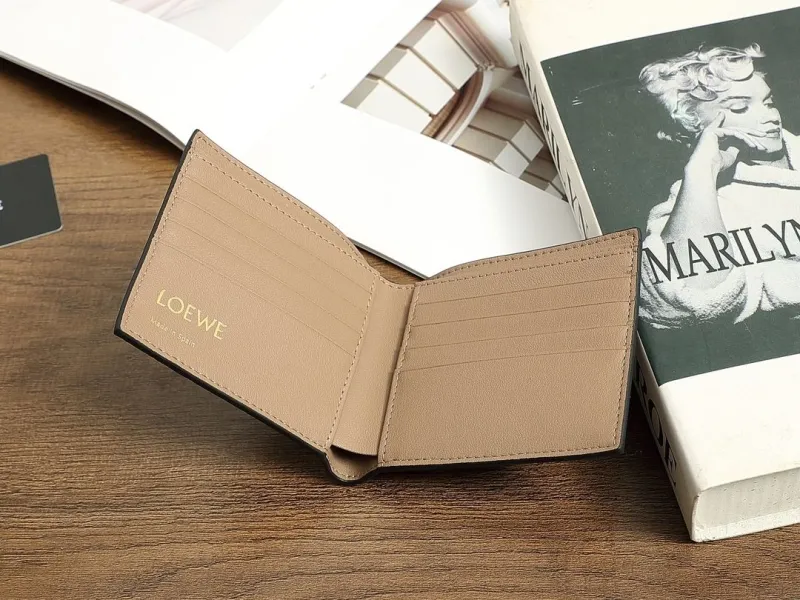 Loewe Wallets-273 - Image 3