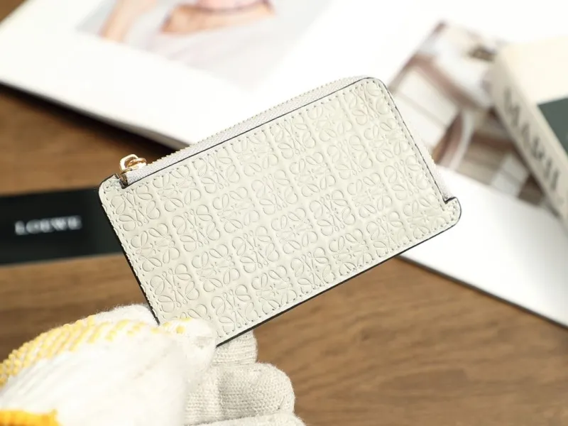 Loewe Wallets-275 - Image 4