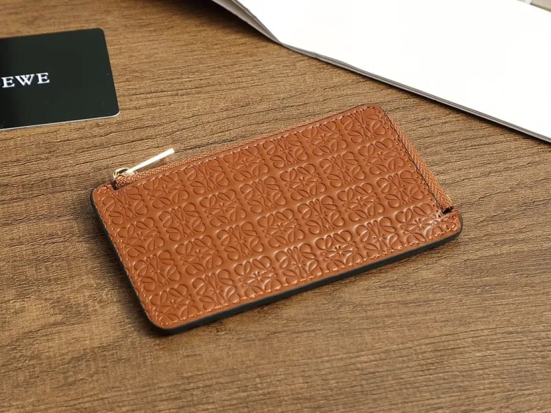 Loewe Wallets-276